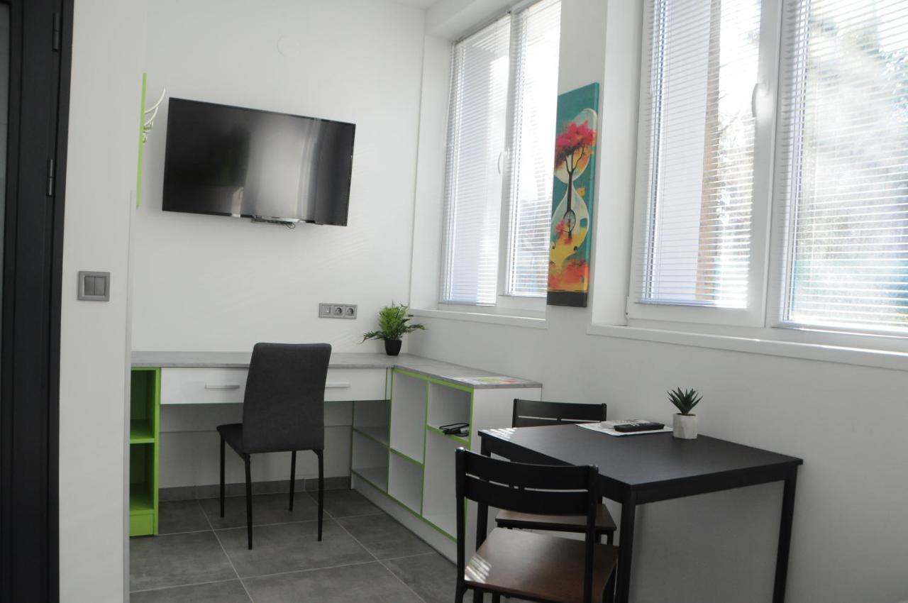 Dorm Bg Pet-Friendly Aparthotel Stara Zagora Ngoại thất bức ảnh